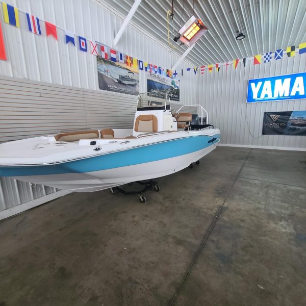 2025 - NauticStar 2011 Hybrid - Image 2