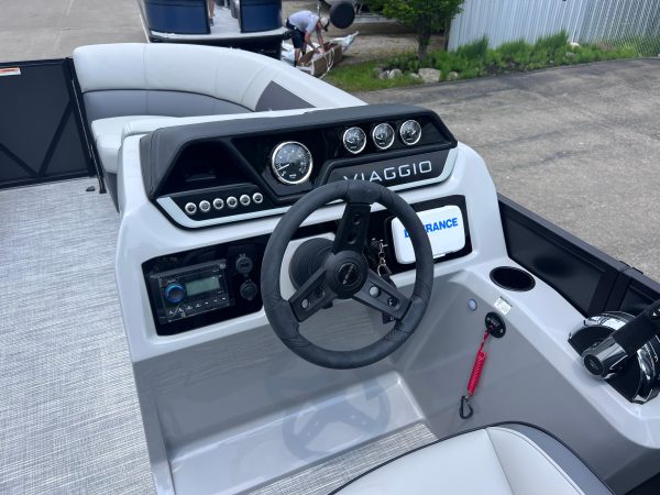 2025 - Viaggio V 20U Pontoon - Image 12