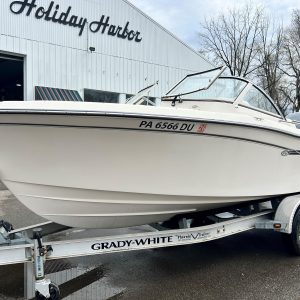 2017 - Grady-White Freedom 205